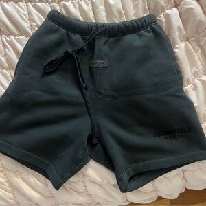 essentials FOG sweatshorts